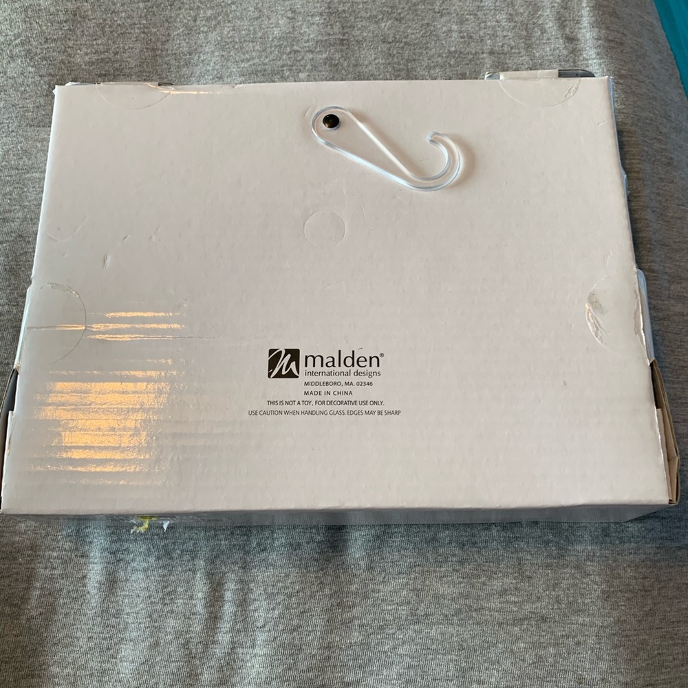 NWT Graduation Frame - Picture 2 of 2